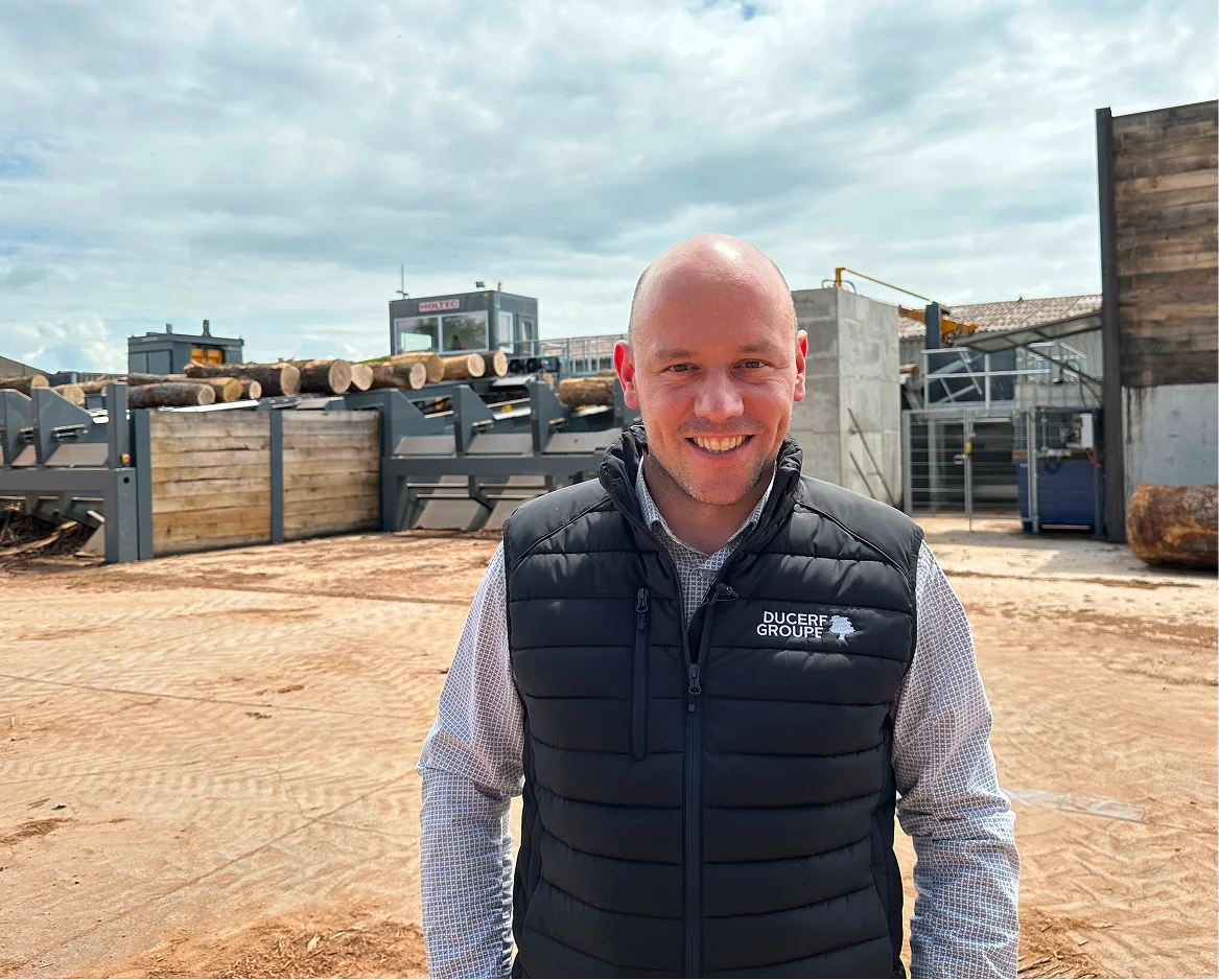 Logo Ducerf Groupe sur doudoune