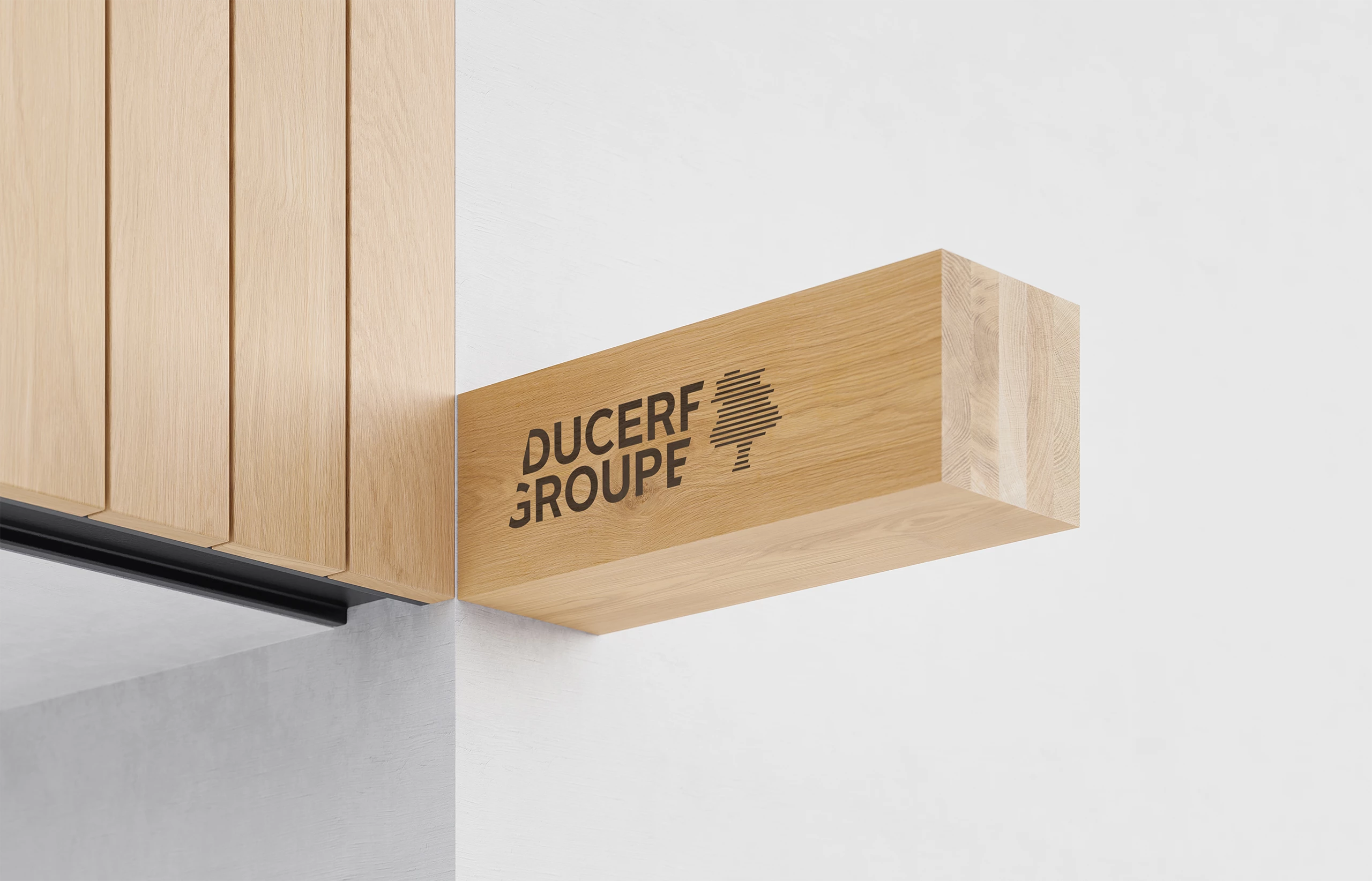 Logo sur bois Ducerf-Groupe