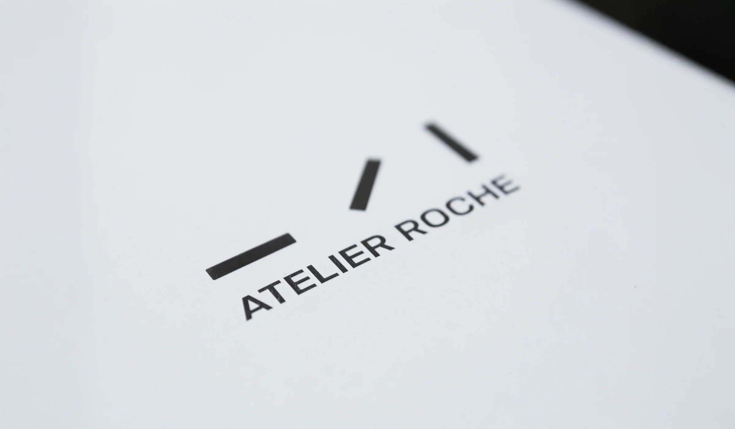 Logo embossage gaufrage Atelier Thierry Roche